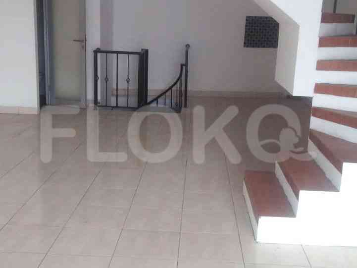 150 sqm, 3 BR house for rent in Kemanggisan, Kemanggisan 1