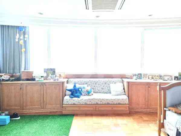 5 Bedroom on 23rd Floor for Rent in Simprug Terrace Apartemen - fte8b7 3