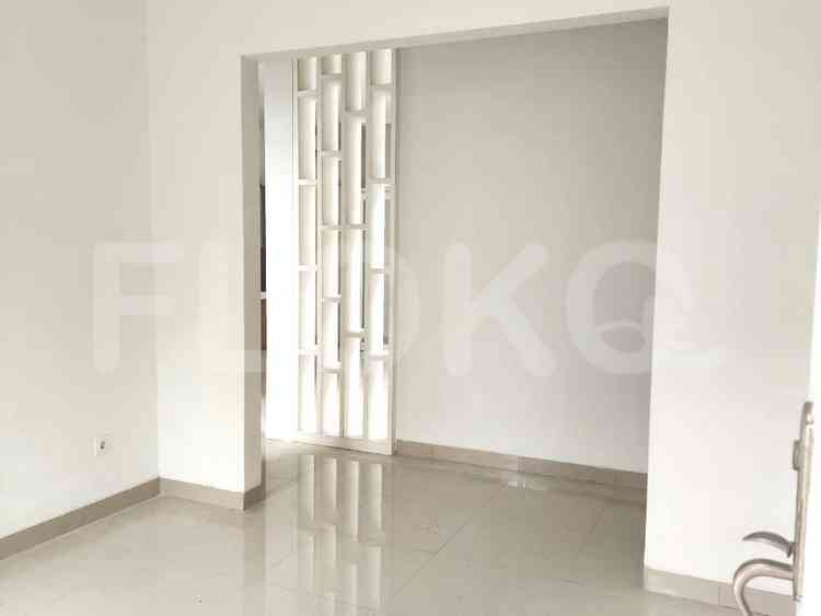 Disewakan Rumah 3 BR, Luas 154 m2 di Alicante Paramount , Gading Serpong 3