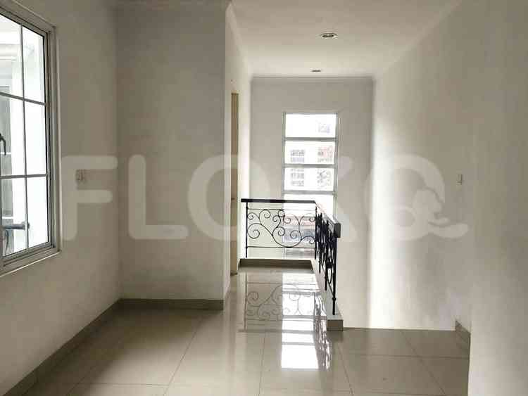 Disewakan Rumah 3 BR, Luas 154 m2 di Alicante Paramount , Gading Serpong 9