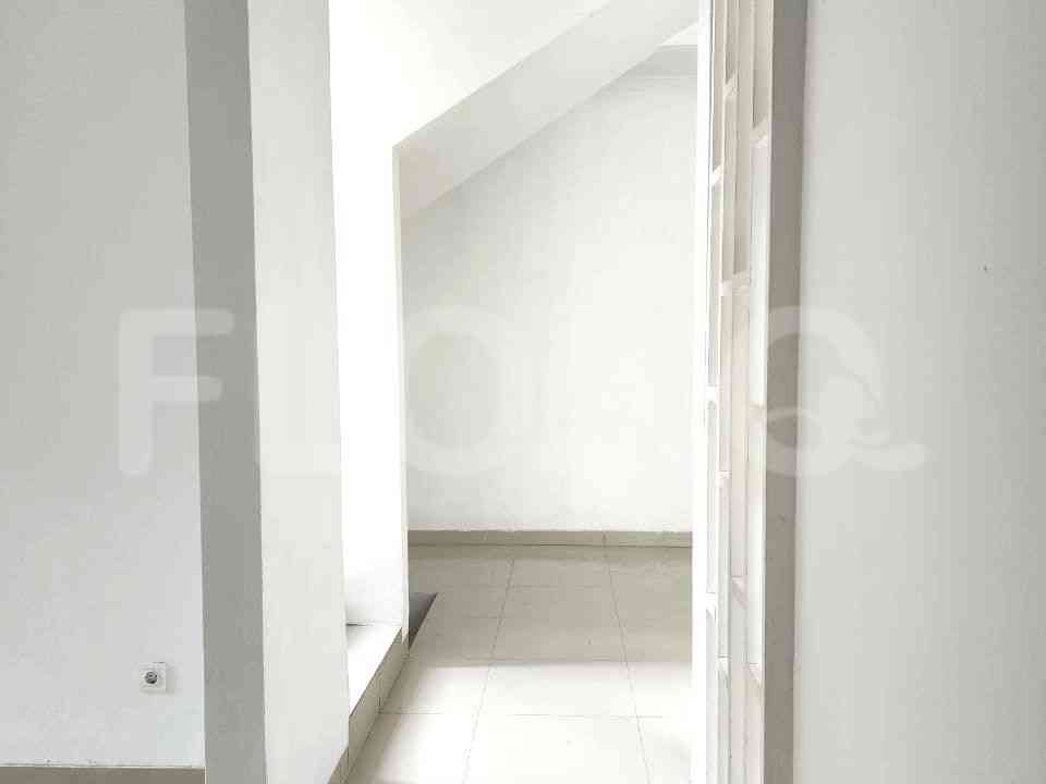 Disewakan Rumah 3 BR, Luas 154 m2 di Alicante Paramount , Gading Serpong 12