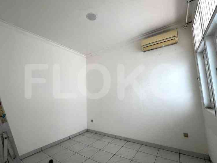 160 sqm, 3 BR house for rent in Griya Inti Sentosa, Sunter 4