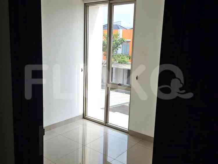 85 sqm, 2 BR house for rent in Cluster Riverside 2 PIK 2, Kamal Muara 7