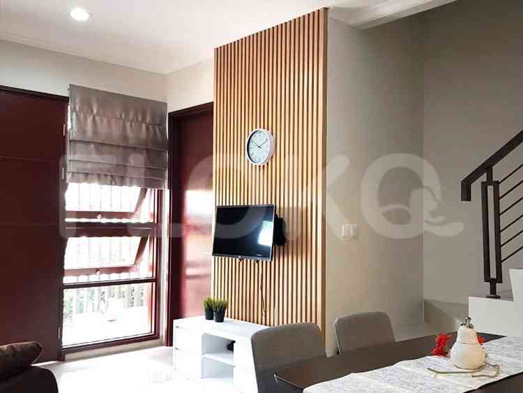 Disewakan Rumah 3 BR, Luas 111 m2 di Vanya Park, BSD 2