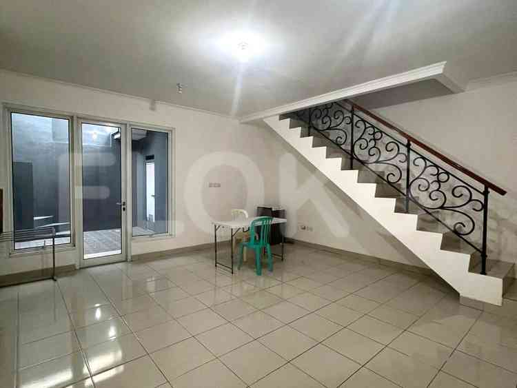 130 sqm, 3 BR house for rent in Cluster Michelia, Gading Serpong 2