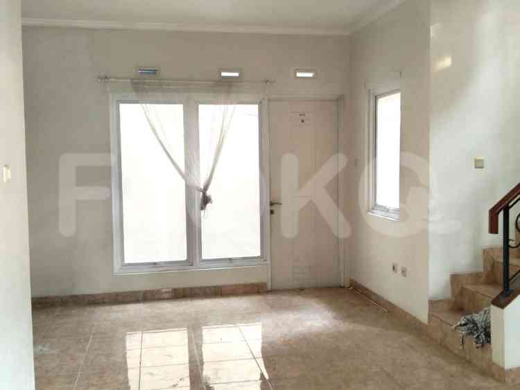 98 sqm, 3 BR house for rent in Monaco Village, Gading Serpong 4