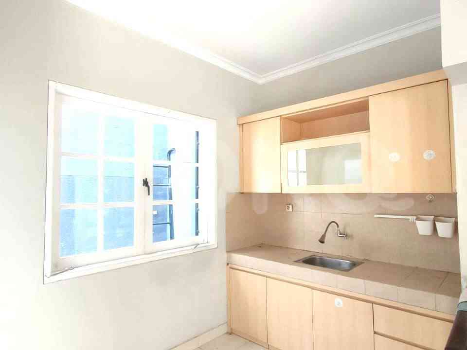 Disewakan Rumah 3 BR, Luas 90 m2 di Gading Grande, Kelapa Gading 6