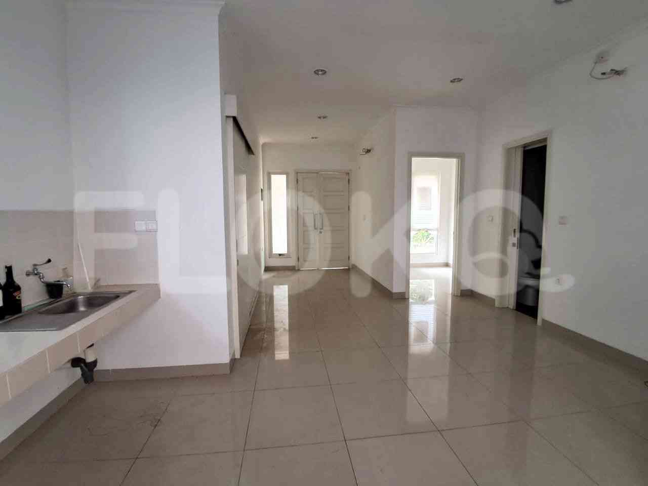 Disewakan Rumah 3 BR, Luas 101 m2 di Cluster Edison, Gading Serpong 10