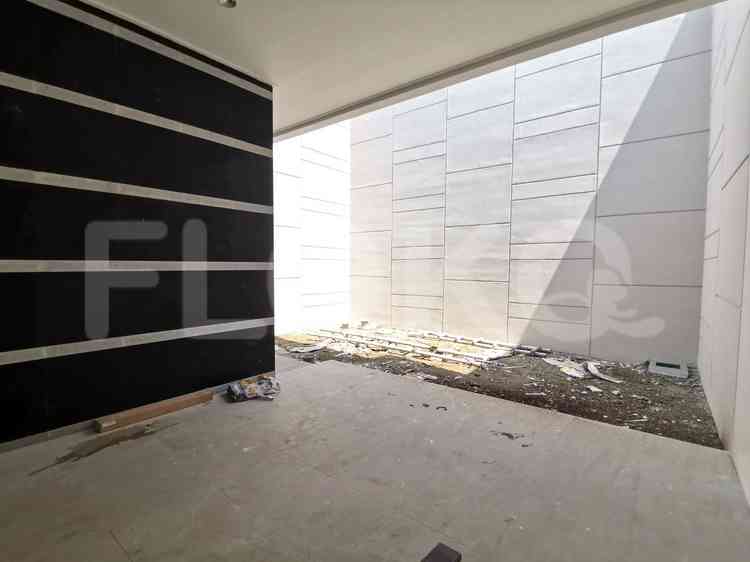 Disewakan Rumah 3 BR, Luas 340 m2 di Mozart, Kamal Muara 9