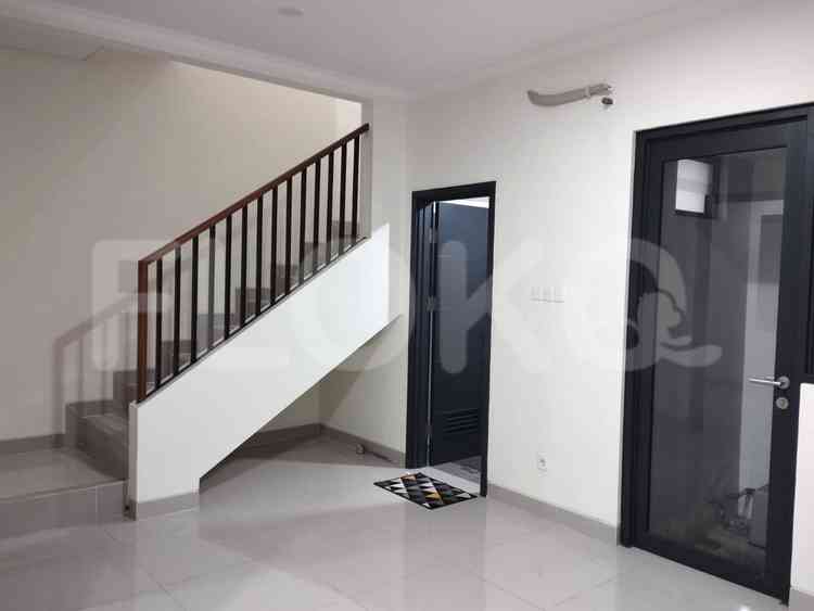 Disewakan Rumah 3 BR, Luas 86 m2 di Cluster Baroni Symphonia, Gading Serpong 1