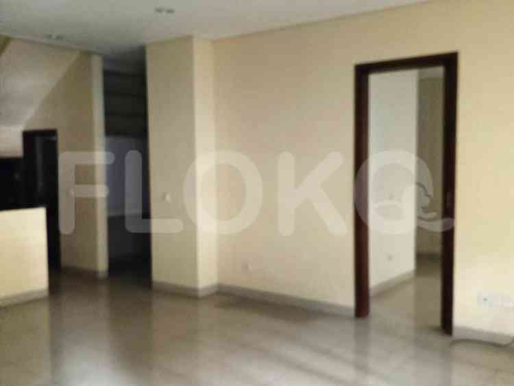 262 sqm, 5 BR house for rent in Jl. Luxmore, Greenwich, BSD 2