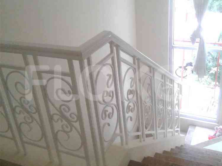 135 sqm, 4 BR house for rent in Beryl, Gading Serpong 3