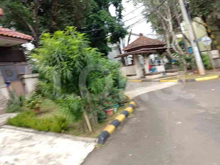 Disewakan Rumah 3 BR, Luas 80 m2 di Taman Parahiangan Lippo Karawaci, Karawaci 8