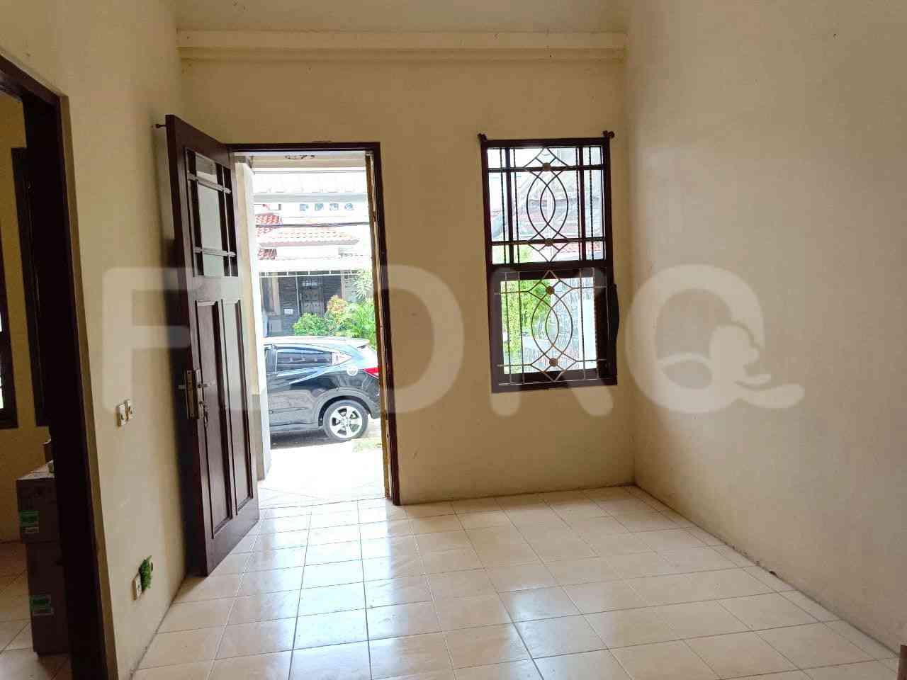 80 sqm, 3 BR house for rent in Taman Parahiangan Lippo Karawaci, Karawaci 2