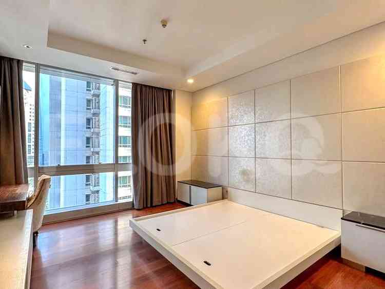 Dijual Apartemen 2 BR, Lantai 17, Luas 150 m2 di SCBD 3