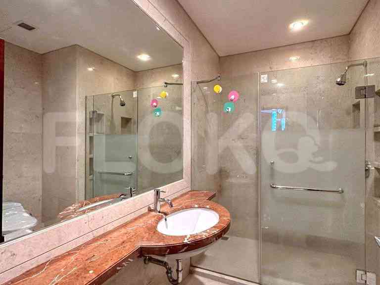 150 sqm, 17th floor, 2 BR apartment for sale in SCBD 10