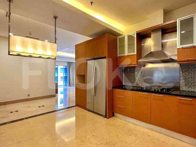 150 sqm, 17th floor, 2 BR apartment for sale in SCBD 4