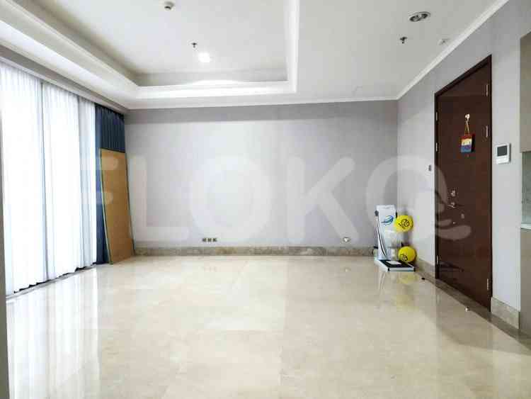 228 sqm, 52nd floor, 3 BR apartment for sale in Senopati 13