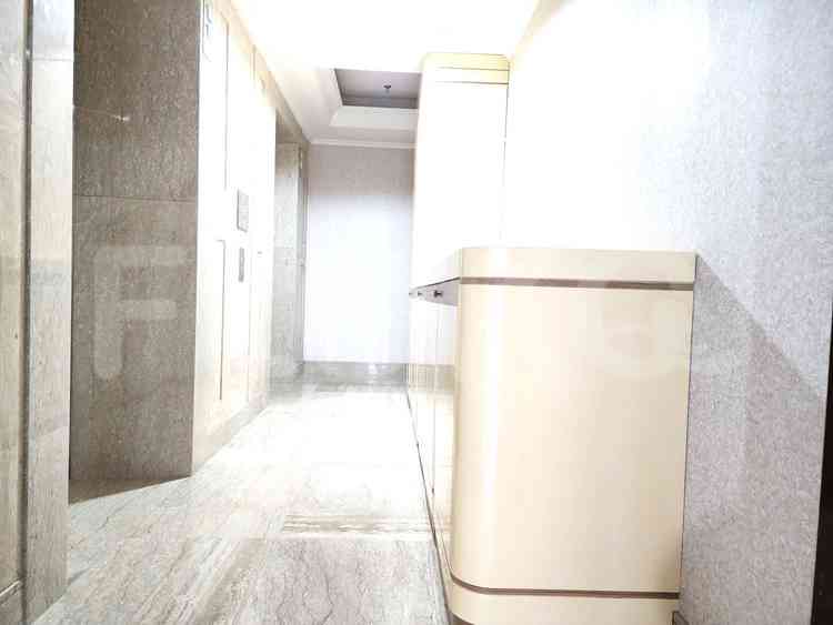 228 sqm, 52nd floor, 3 BR apartment for sale in Senopati 11