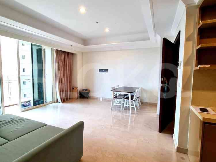 159 sqm, 9th floor, 3 BR apartment for sale in Kebayoran Lama 7