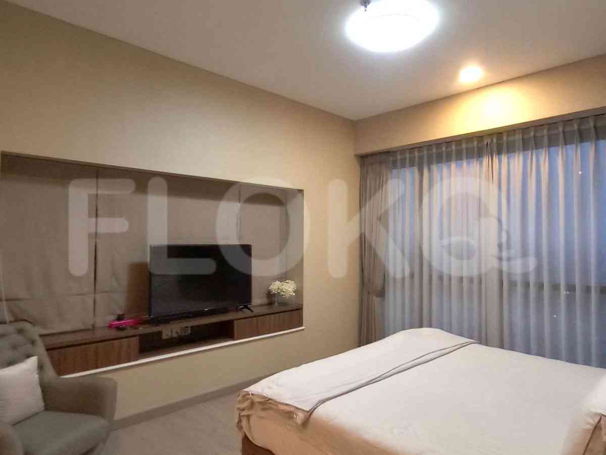 177 sqm, 27th floor, 3 BR apartment for sale in Gandaria 9