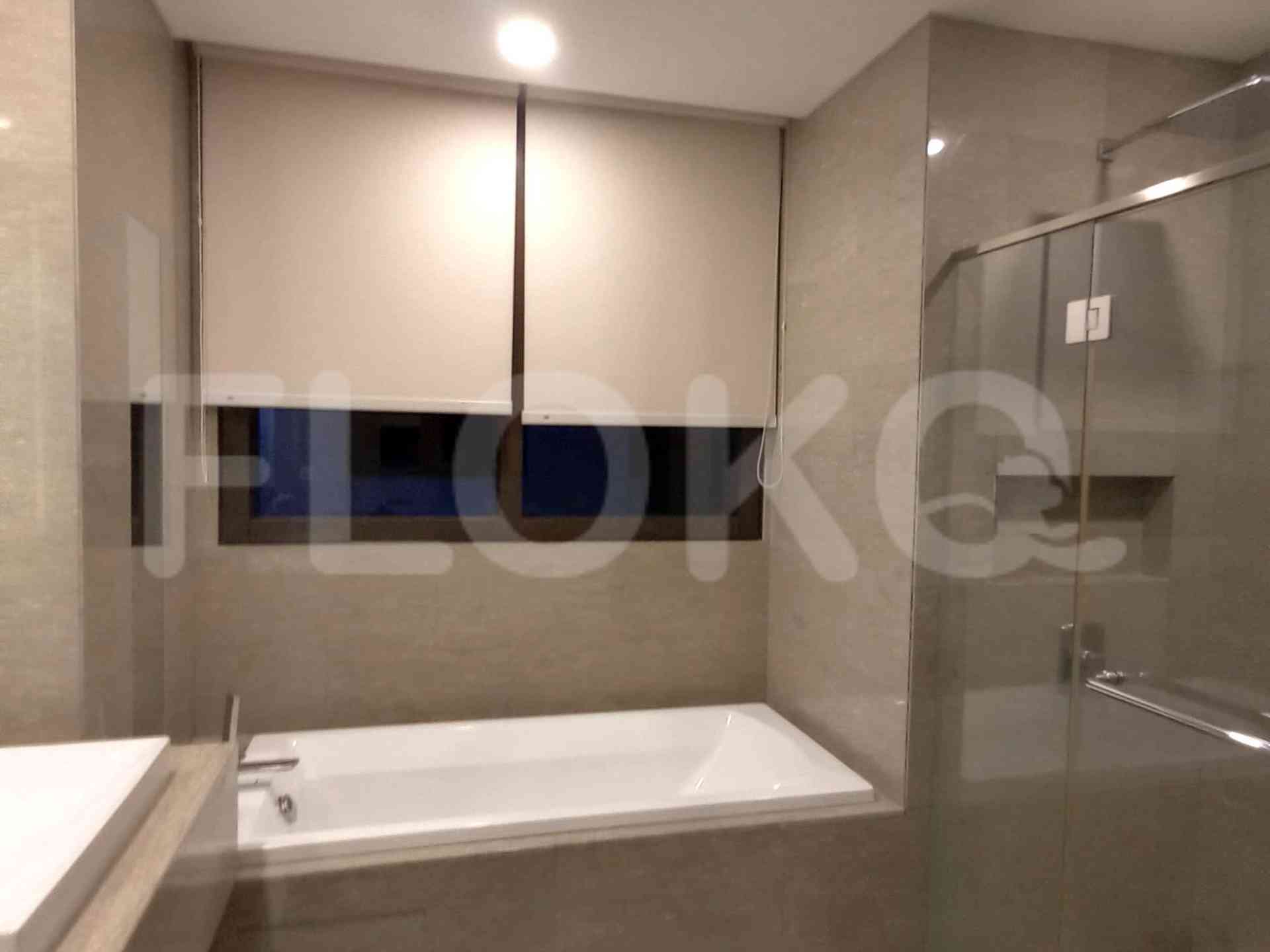 Dijual Apartemen 3 BR, Lantai 8, Luas 177 m2 di Gandaria 10