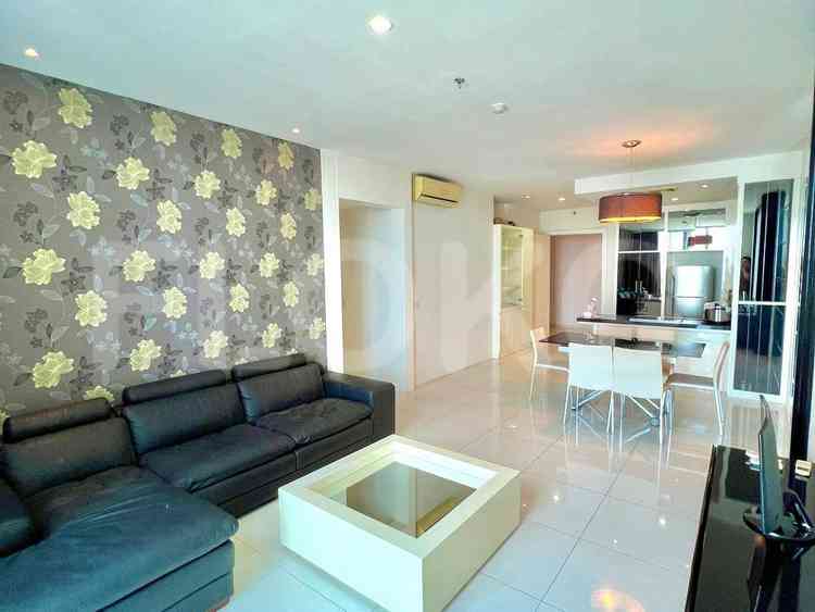 86 sqm, 33rd floor, 2 BR apartment for sale in Kuningan 5