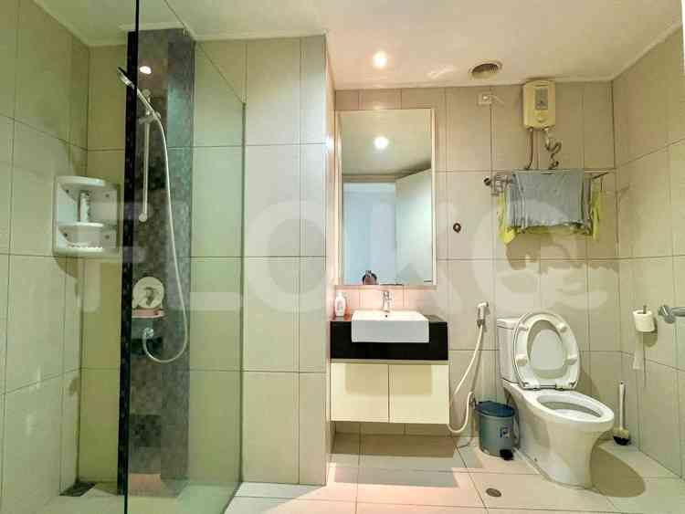 86 sqm, 33rd floor, 2 BR apartment for sale in Kuningan 18