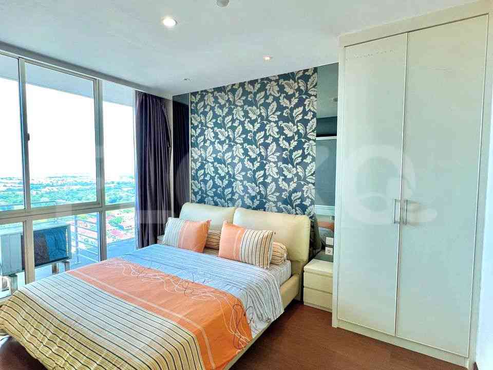 86 sqm, 33rd floor, 2 BR apartment for sale in Kuningan 17