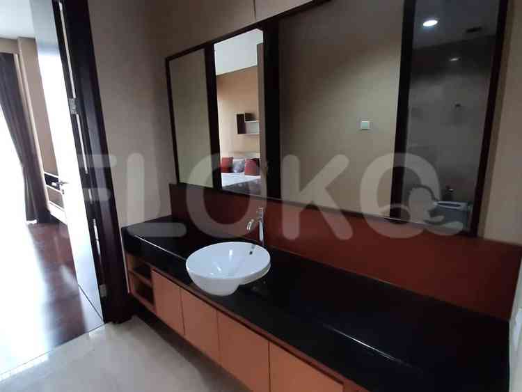 Dijual Apartemen 2 BR, Lantai 6, Luas 125 m2 di Gatot Subroto 1