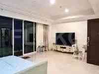 159 sqm, 10th floor, 3 BR apartment for sale in Kebayoran Lama 7