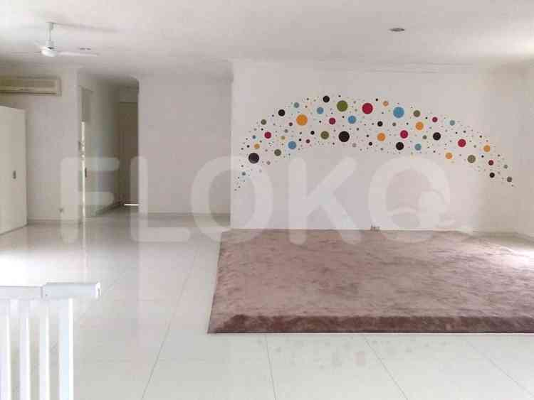 516 sqm, 4 BR house for rent in Jl. Terusan Hang Lekir, Senayan 2