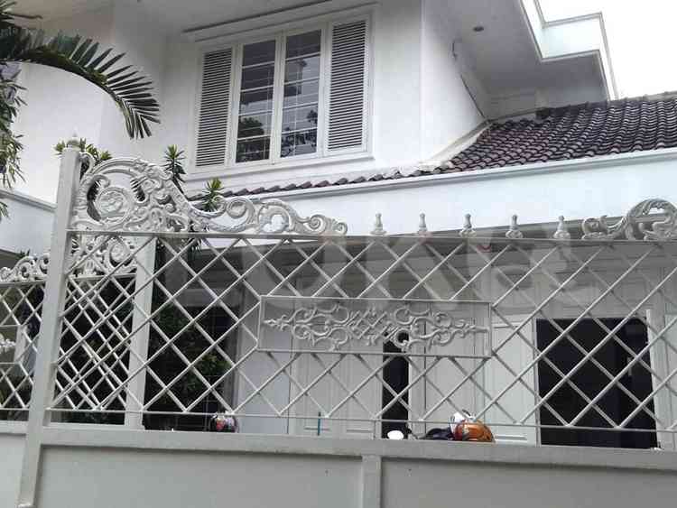 516 sqm, 4 BR house for rent in Jl. Terusan Hang Lekir, Senayan 3