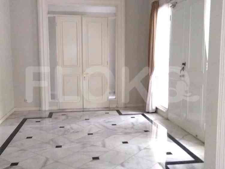 516 sqm, 4 BR house for rent in Jl. Terusan Hang Lekir, Senayan 6