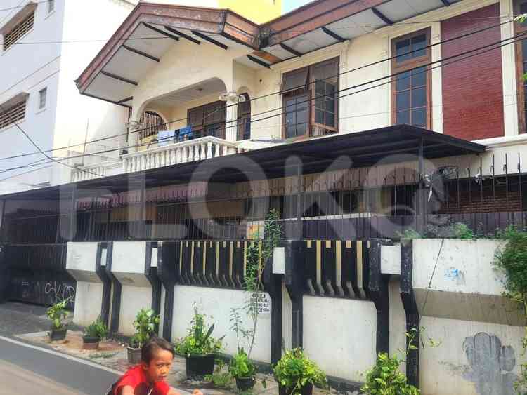 400 sqm, 4 BR house for rent in Jalan Kampung Bali, Tanah Abang 2