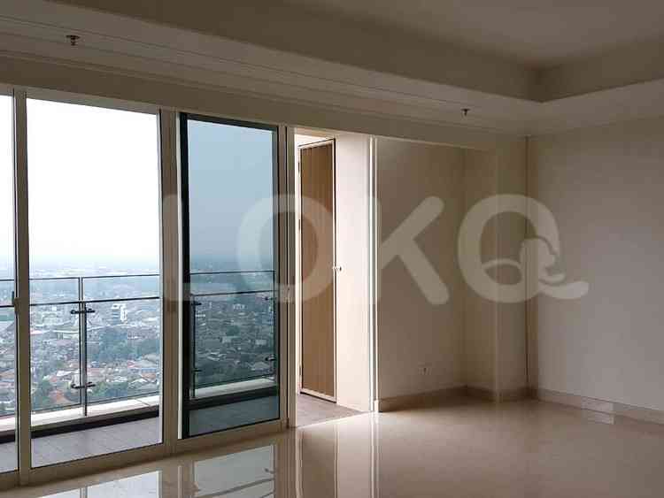 159 sqm, 25th floor, 3 BR apartment for sale in Kebayoran Lama 4