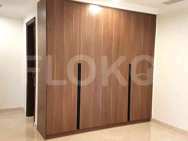 159 sqm, 25th floor, 3 BR apartment for sale in Kebayoran Lama 14