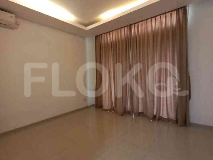 180 sqm, 3 BR house for rent in Jl. Karang Tengah Raya, Lebak Bulus 4