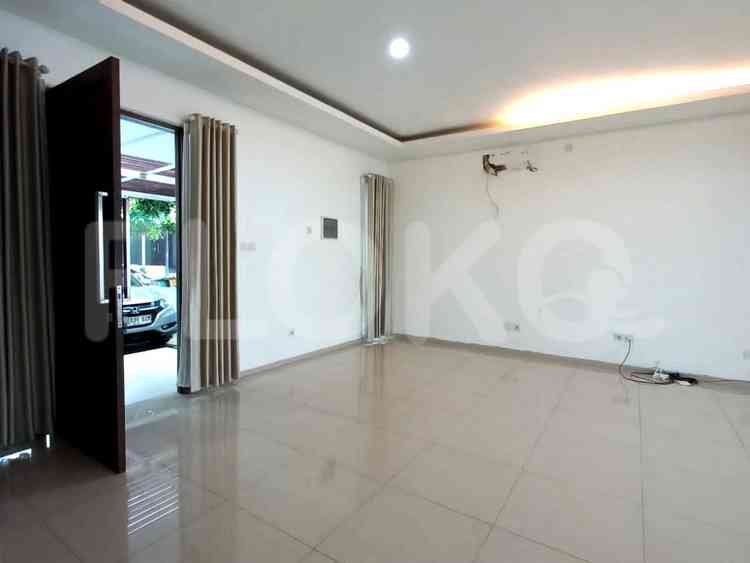 180 sqm, 3 BR house for rent in Jl. Karang Tengah Raya, Lebak Bulus 12