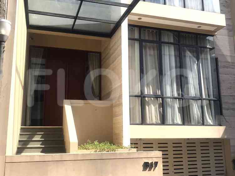 275 sqm, 3 BR house for rent in Margasatwa Raya, Cilandak 3