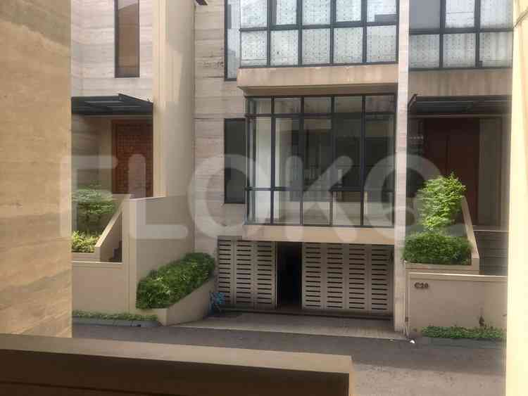 275 sqm, 3 BR house for rent in Margasatwa Raya, Cilandak 3