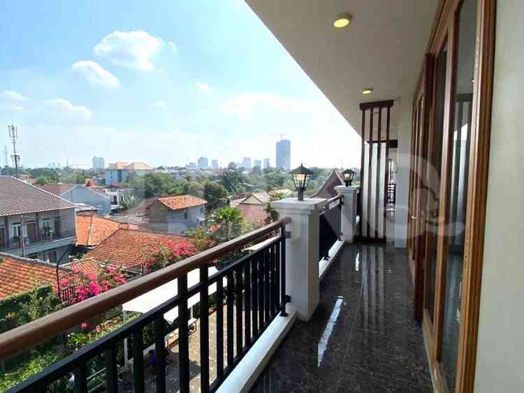 Disewakan Rumah 4 BR, Luas 250 m2 di Borders Pondok Indah, Lebak Bulus 11