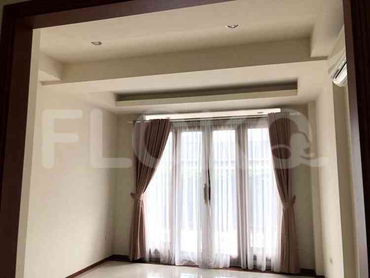 Disewakan Rumah 4 BR, Luas 400 m2 di Kebayoran Residence, Bintaro 10