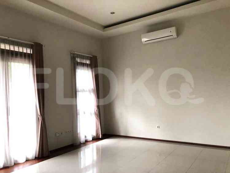 Disewakan Rumah 4 BR, Luas 400 m2 di Kebayoran Residence, Bintaro 15