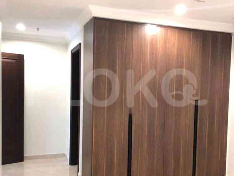 159 sqm, 30th floor, 3 BR apartment for sale in Kebayoran Lama 6