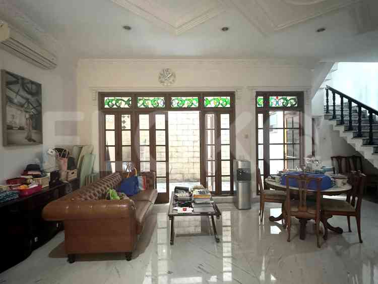 350 sqm, 3 BR house for rent in Kebayoran Baru, Blok M 3