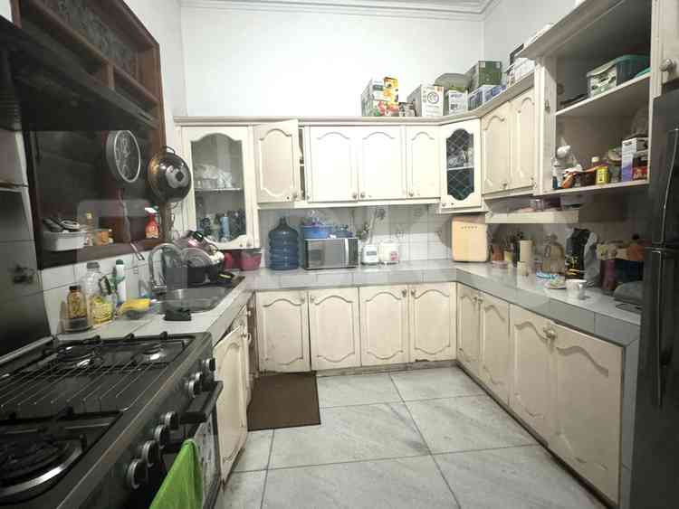 350 sqm, 3 BR house for rent in Kebayoran Baru, Blok M 6