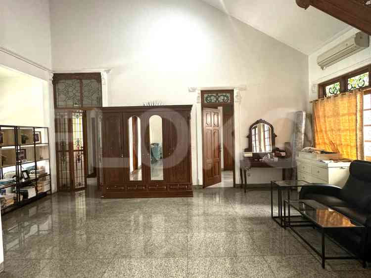 350 sqm, 3 BR house for rent in Kebayoran Baru, Blok M 13