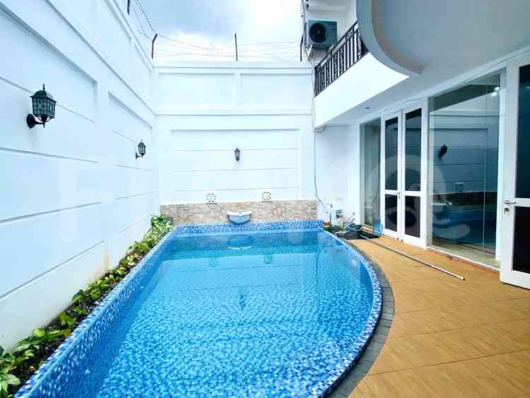 420 sqm, 4 BR house for rent in Jalan Kemang Raya, Kemang 5