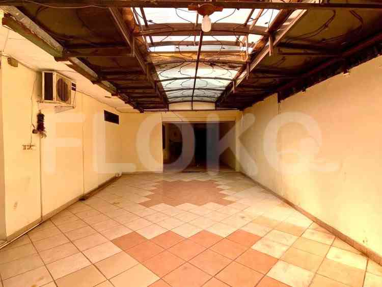 1000 sqm, 10 BR house for rent in Jl Brawijaya, Kebayoran Baru, Blok M 8